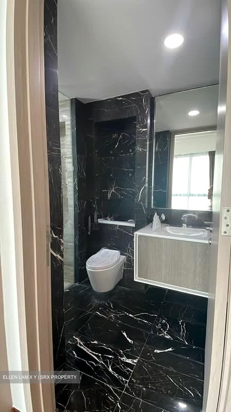 J Gateway (D22), Condominium #545926241